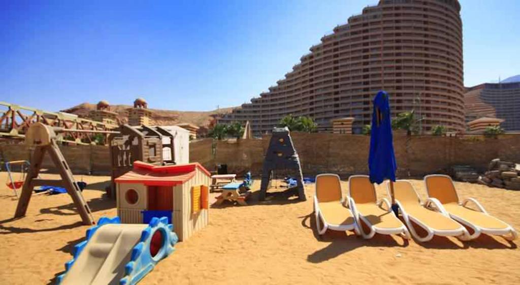Two-Bedroom Apartment At Porto Sokhna Pyramids - Families Only Ain Sukhna Room photo